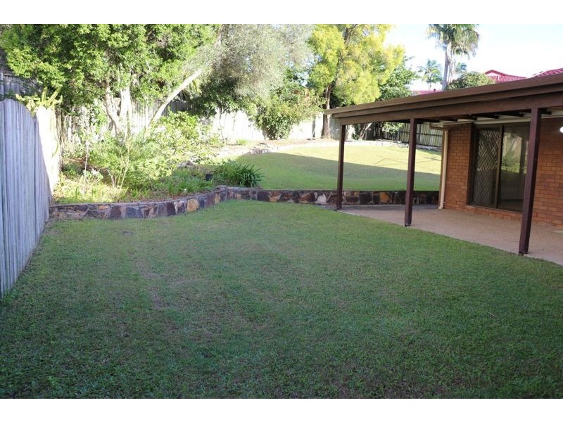 61 Honeywood Street, Sunnybank Hills QLD 4109