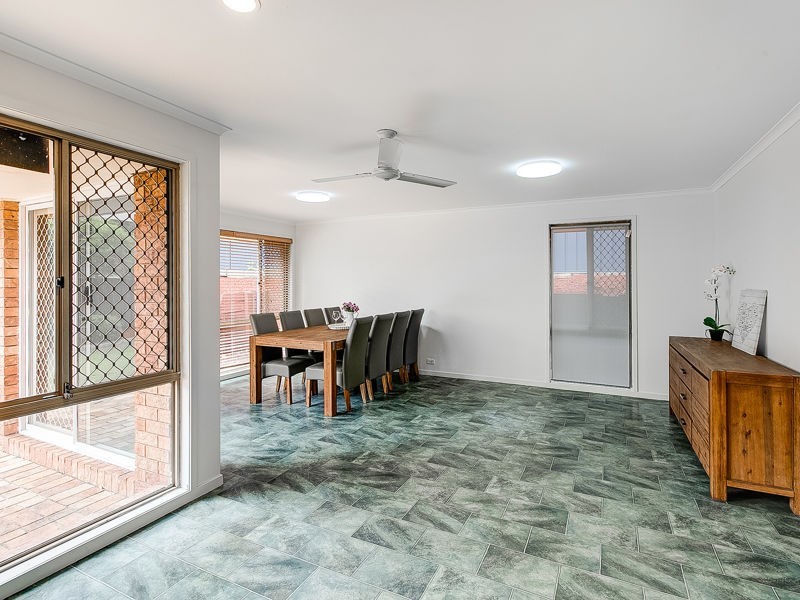 28 Pinewood Court, Algester QLD 4115