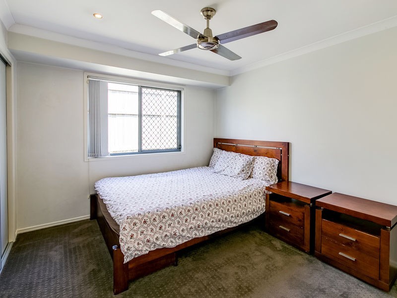 10 Wavecrest Place, Calamvale QLD 4116