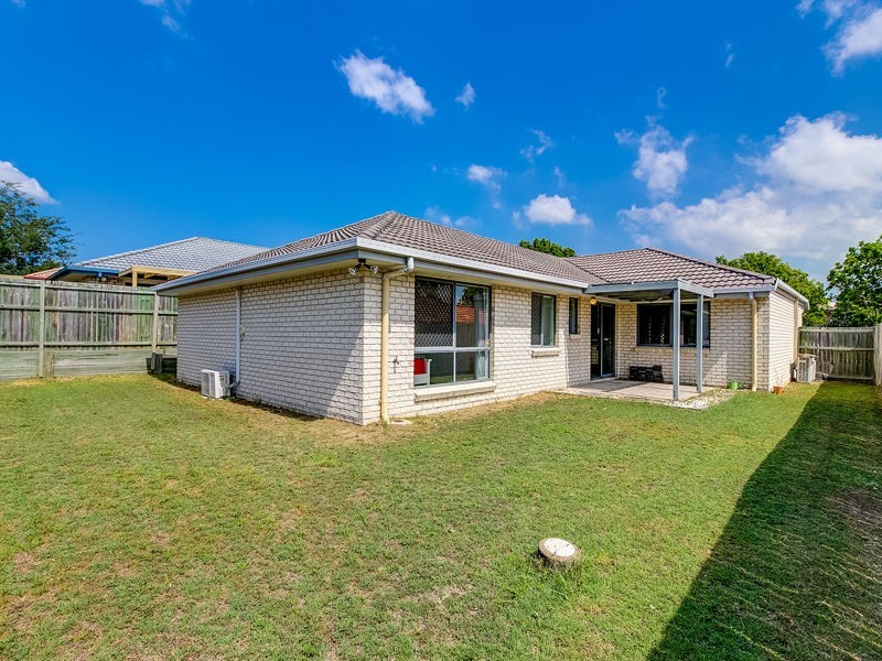 10 Wavecrest Place, Calamvale QLD 4116