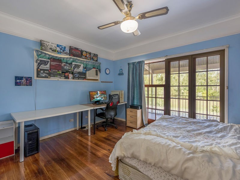 19 Henderson Street, Redbank QLD 4301