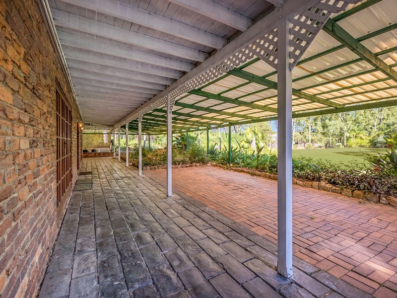 19 Henderson Street, Redbank QLD 4301