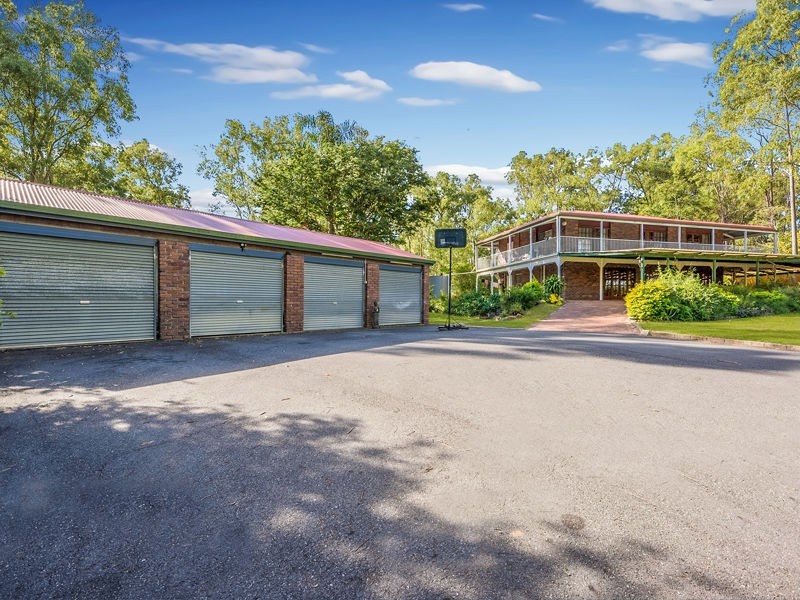 19 Henderson Street, Redbank QLD 4301