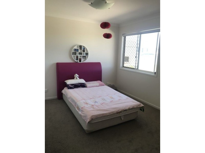 75 Skyview Avenue, Rochedale QLD 4123