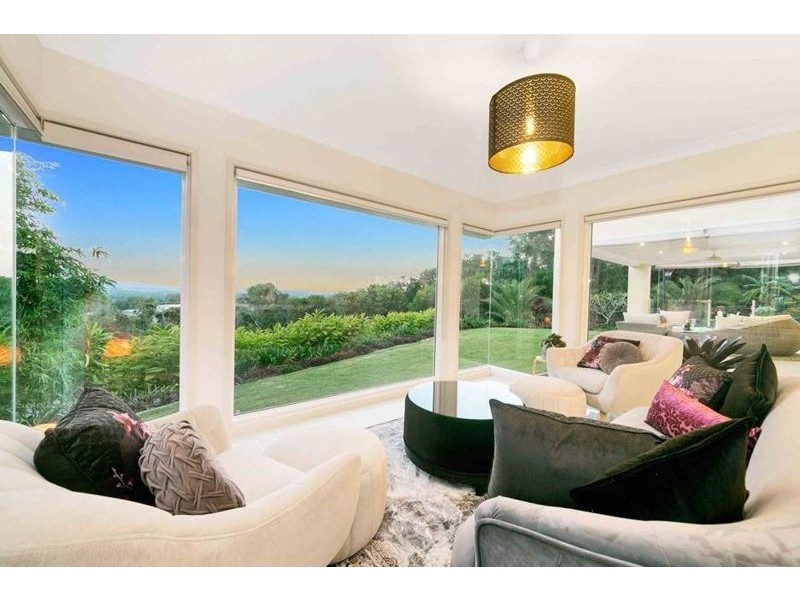 9-11 Denton Court, Daisy Hill QLD 4127