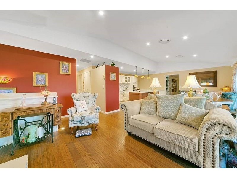 9-11 Denton Court, Daisy Hill QLD 4127