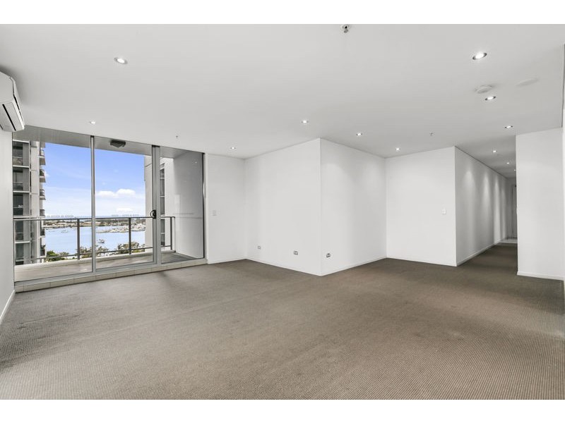 1302/4 Como Cresent, Southport QLD 4215