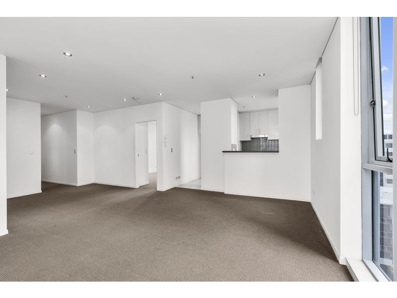 1302/4 Como Cresent, Southport QLD 4215