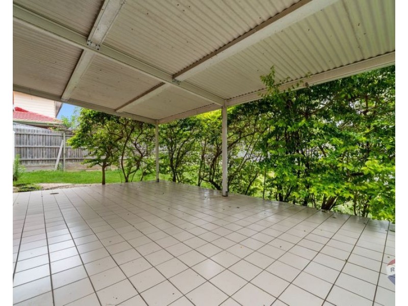 15 Roosevelt Drive, Stretton QLD 4116