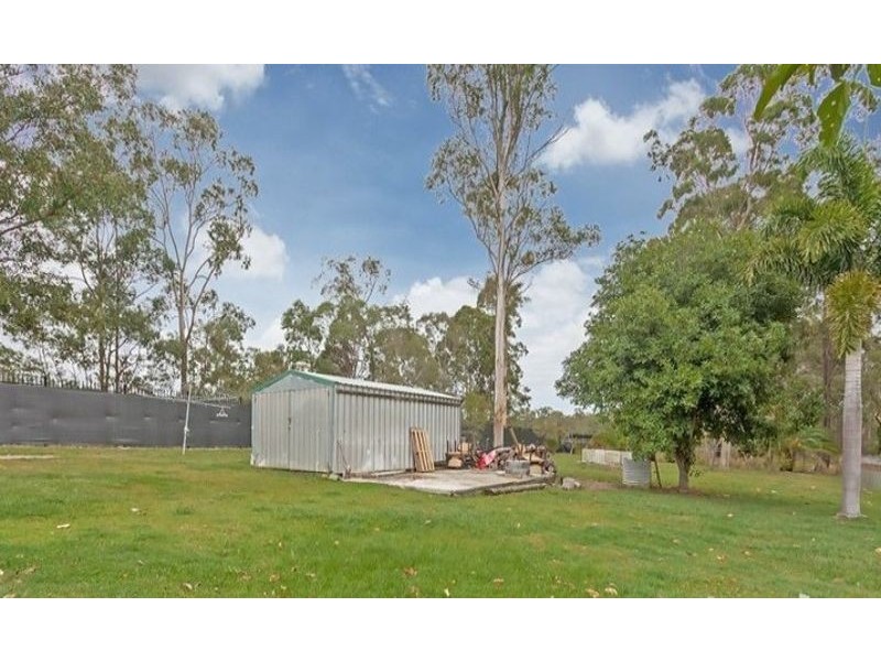 72 Charles Avenue, Woodridge QLD 4114