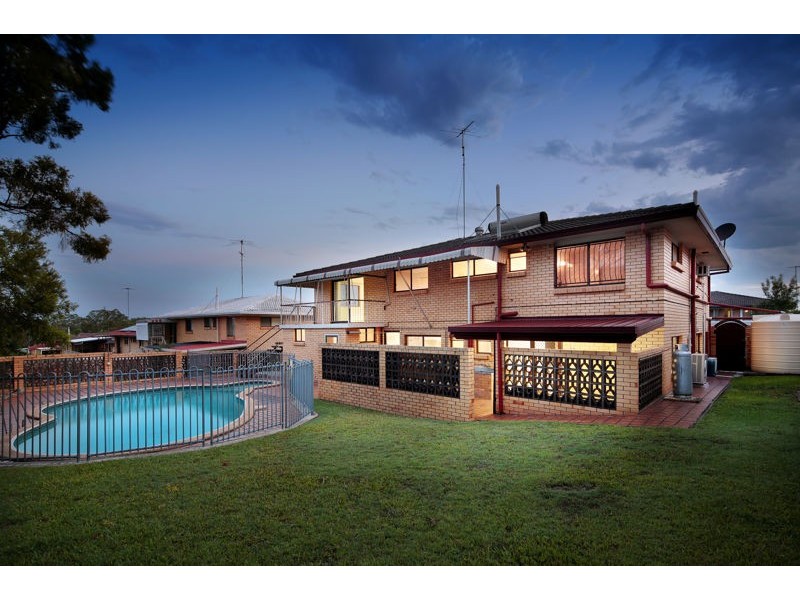 12 Gaillardia Street, Macgregor QLD 4109