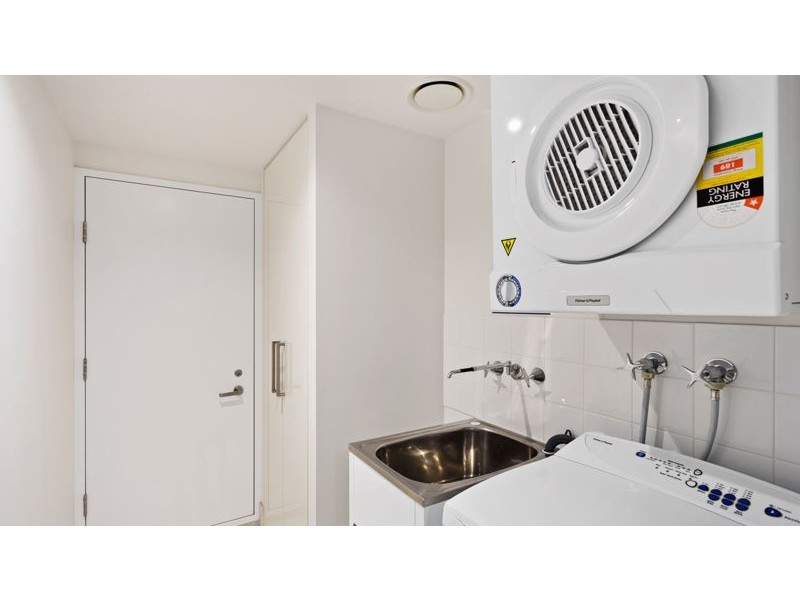 22003/3113 Surfers Paradise Boulevard, Surfers Paradise QLD 4217