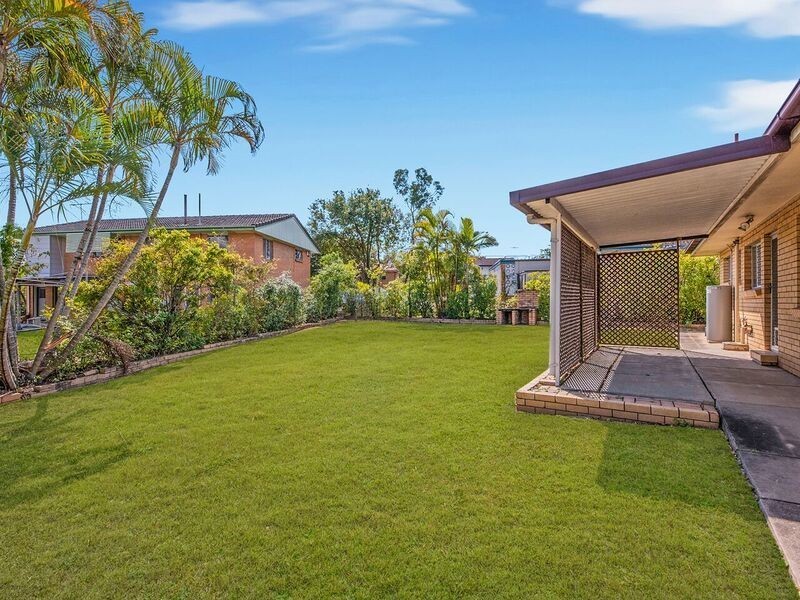 626 Kessels Road, Macgregor QLD 4109