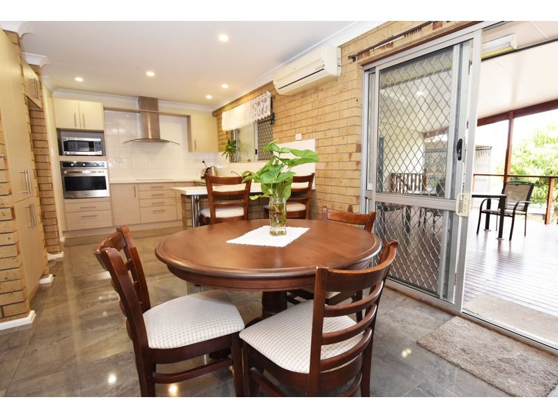 117 Springwood Road, Springwood QLD 4127