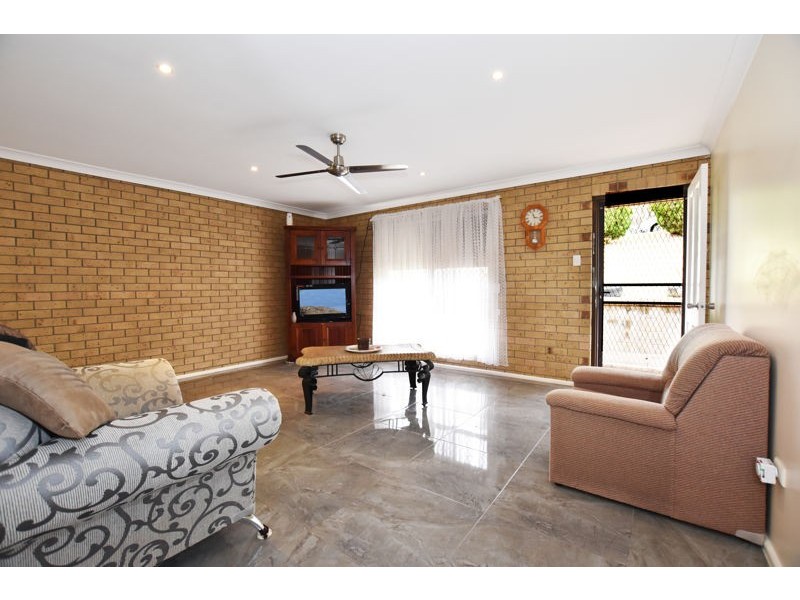 117 Springwood Road, Springwood QLD 4127