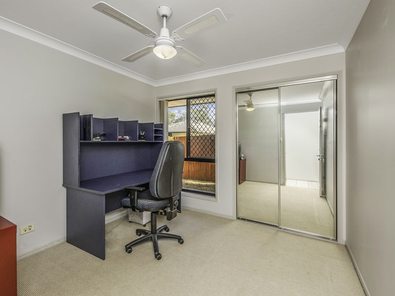 5 Raymond Road, Eight Mile Plains QLD 4113