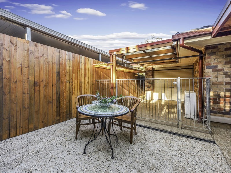 5 Raymond Road, Eight Mile Plains QLD 4113