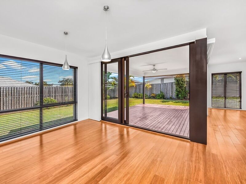 25 Kate Circuit, Rochedale QLD 4123