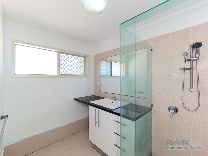 211 Mt Gravatt-Capalaba Road, Wishart QLD 4122