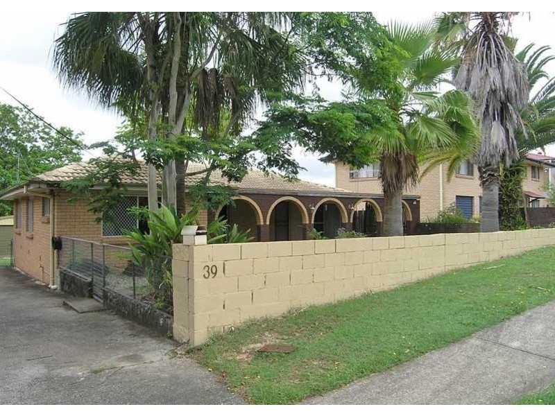 39 Lenore Crescent, Springwood QLD 4127