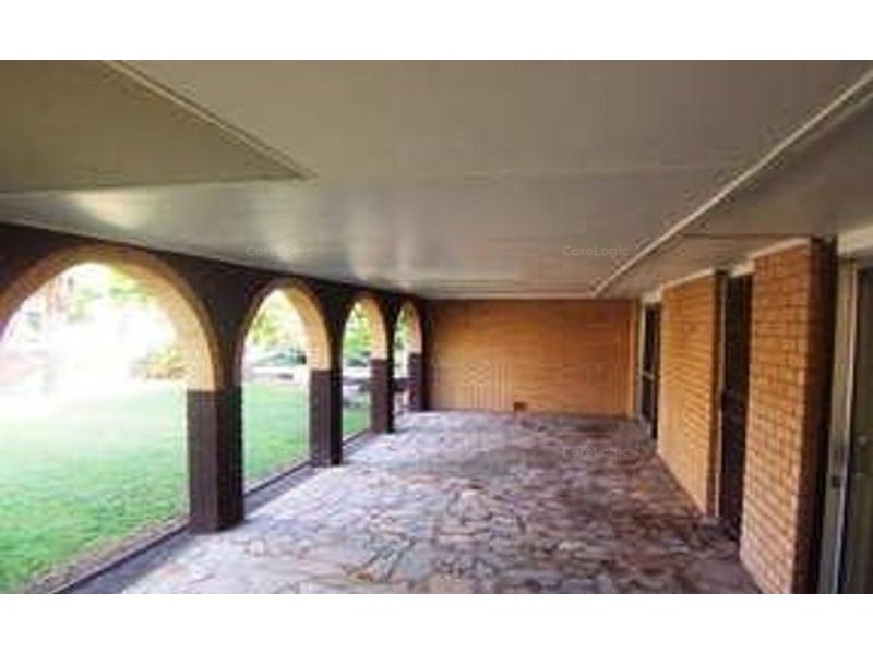 39 Lenore Crescent, Springwood QLD 4127