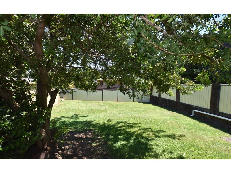 39 Lenore Crescent, Springwood QLD 4127