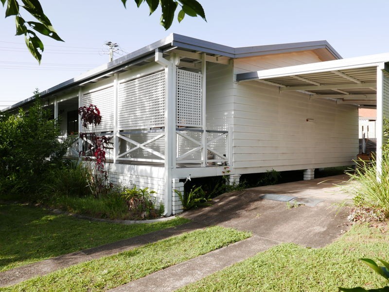 2 Lorimer Street, Springwood QLD 4127