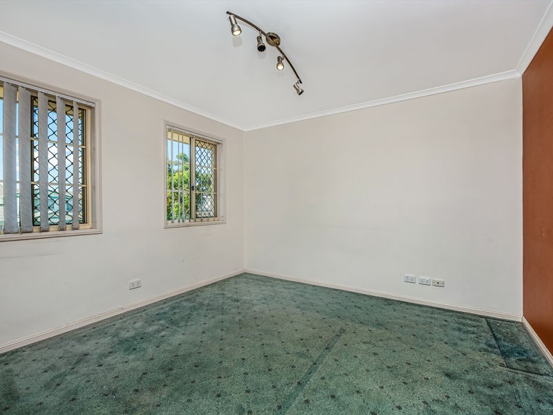 25 Kensington Way, Sunnybank Hills QLD 4109