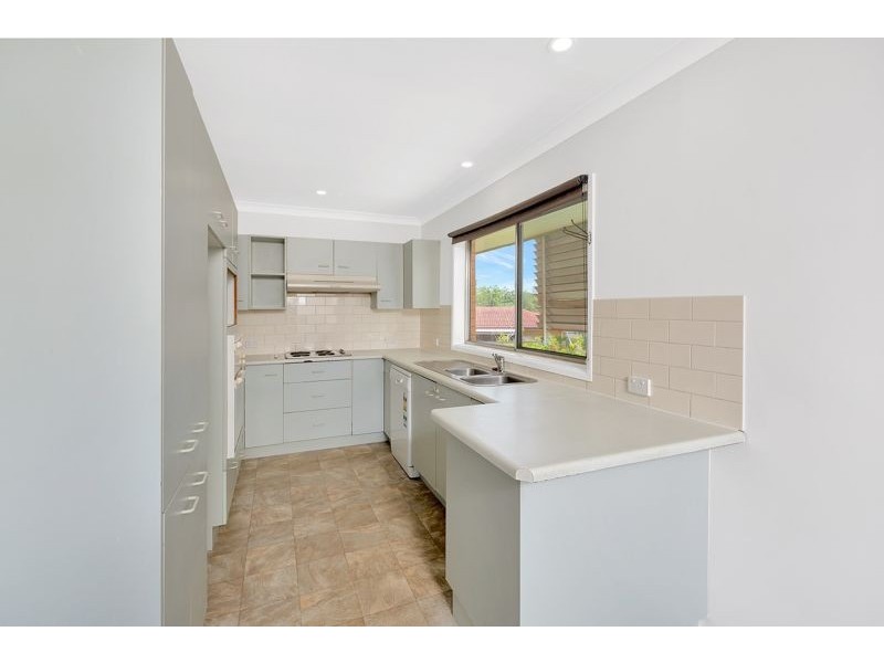 10 Benaud Street, Macgregor QLD 4109
