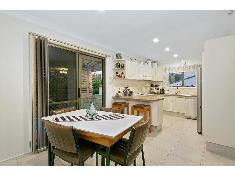 398 Warrigal Road, Eight Mile Plains QLD 4113