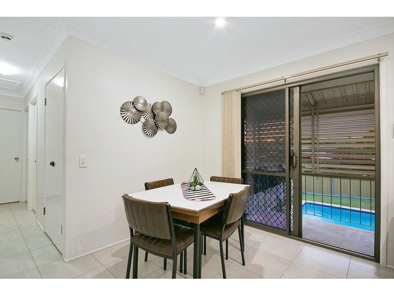 398 Warrigal Road, Eight Mile Plains QLD 4113