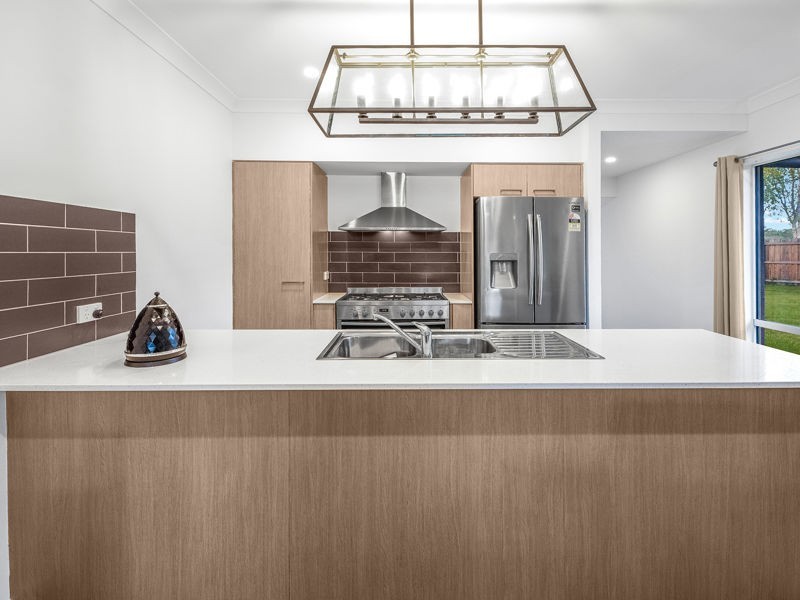 1297 Beenleigh Road, Kuraby QLD 4112