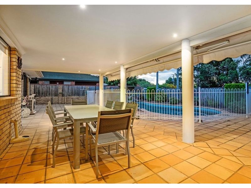115 Davrod Street, Robertson QLD 4109