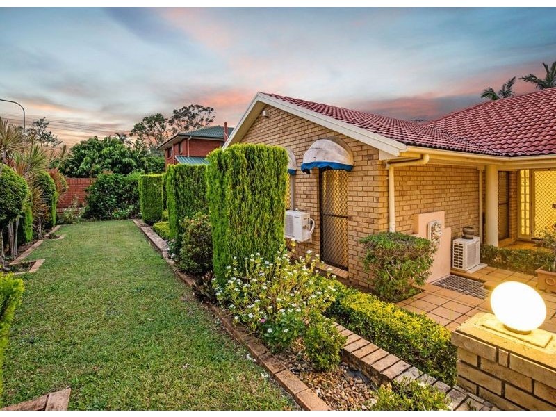 115 Davrod Street, Robertson QLD 4109