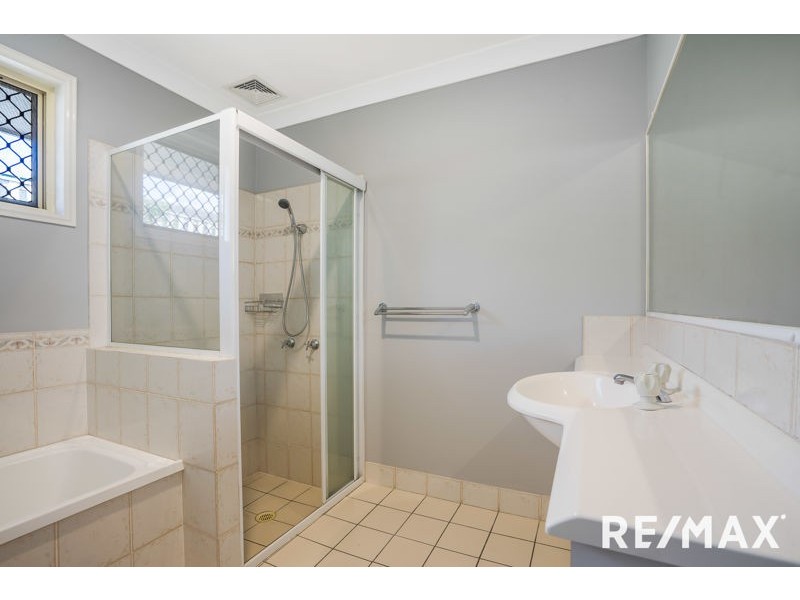 23 Lewis Place, Calamvale QLD 4116