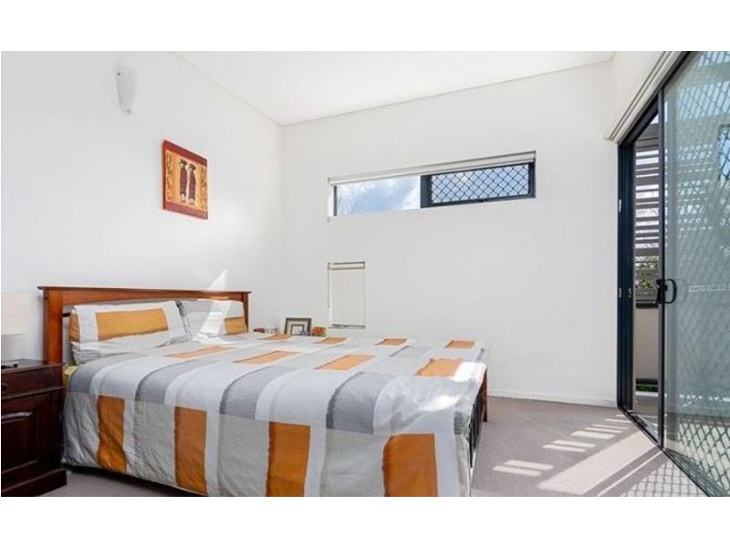 64/38 Brougham st, Fairfield QLD 4103