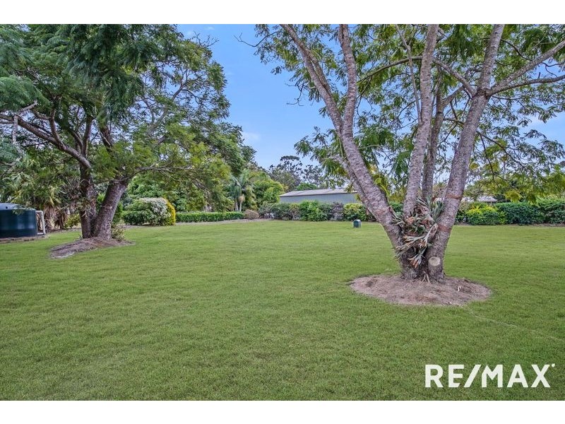 214-216 Andrew Road, Greenbank QLD 4124