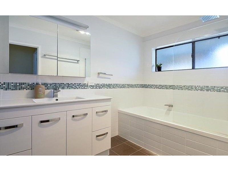 2 Nerissa Court, Underwood QLD 4119