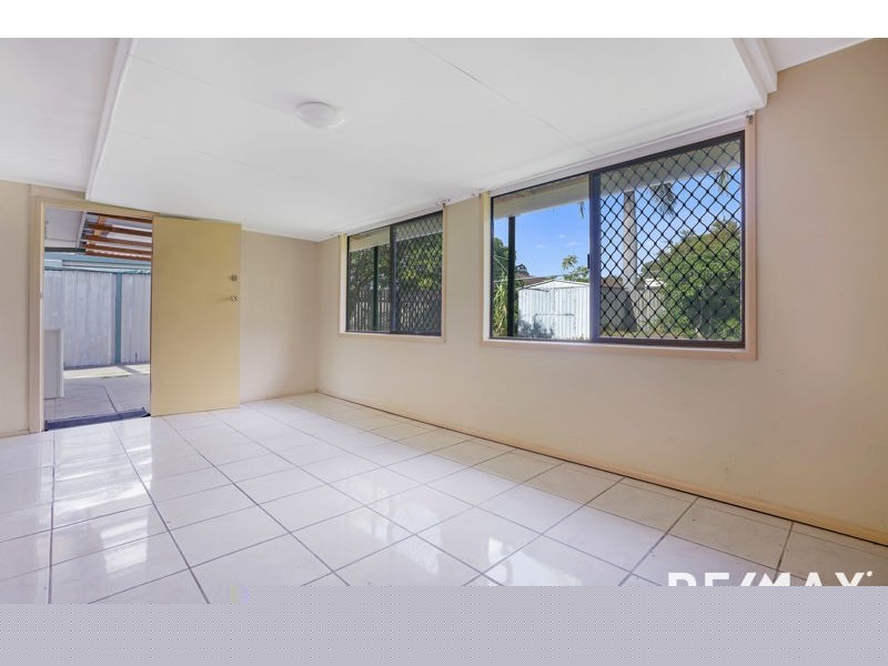 77 Padstow Road, Eight Mile Plains QLD 4113
