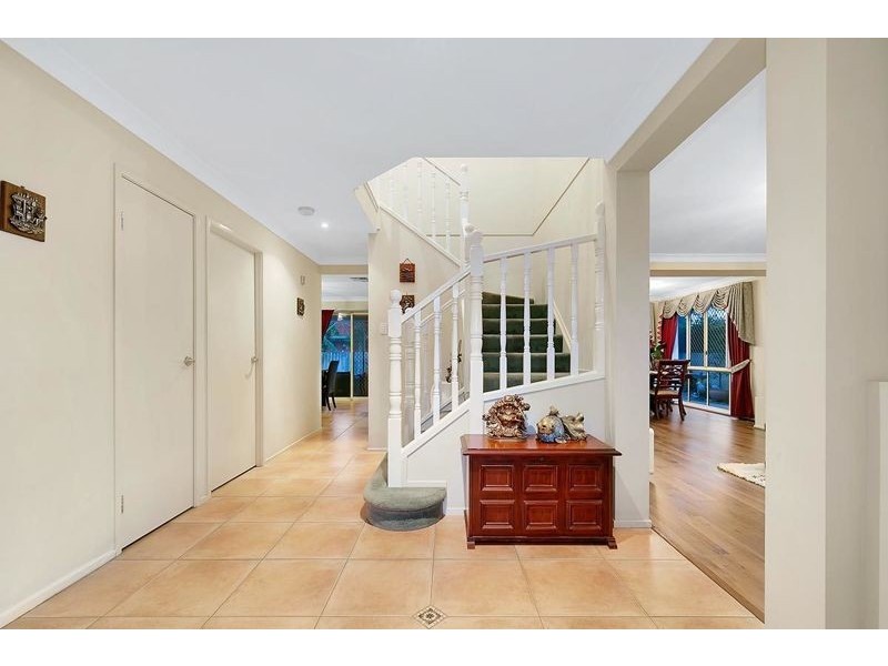 8 Mylonas Court, Sunnybank Hills QLD 4109