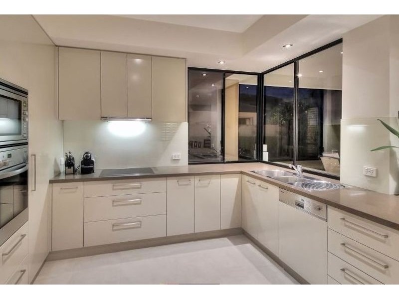 52 Dandelion Street, Eight Mile Plains QLD 4113