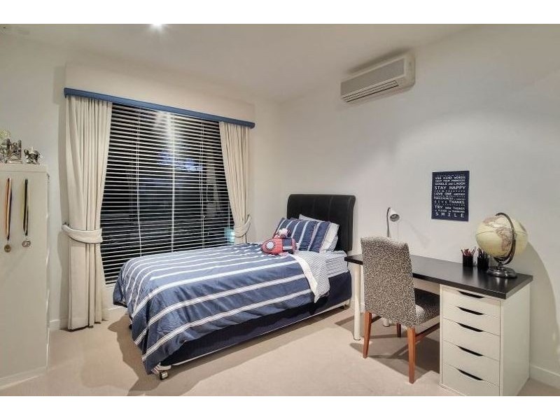 52 Dandelion Street, Eight Mile Plains QLD 4113