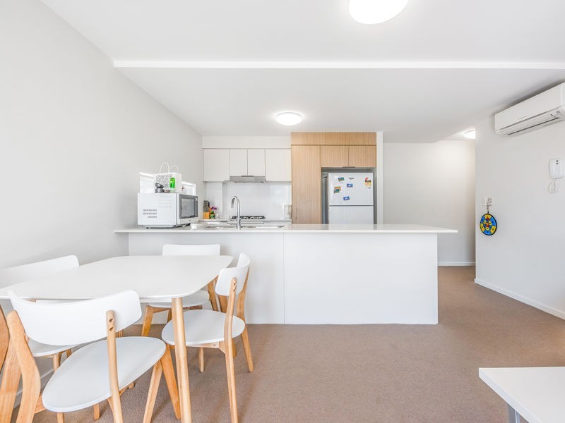 2208/27 Charlotte Street, Chermside QLD 4032