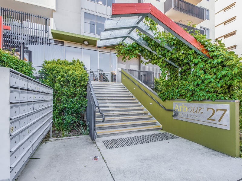 2208/27 Charlotte Street, Chermside QLD 4032