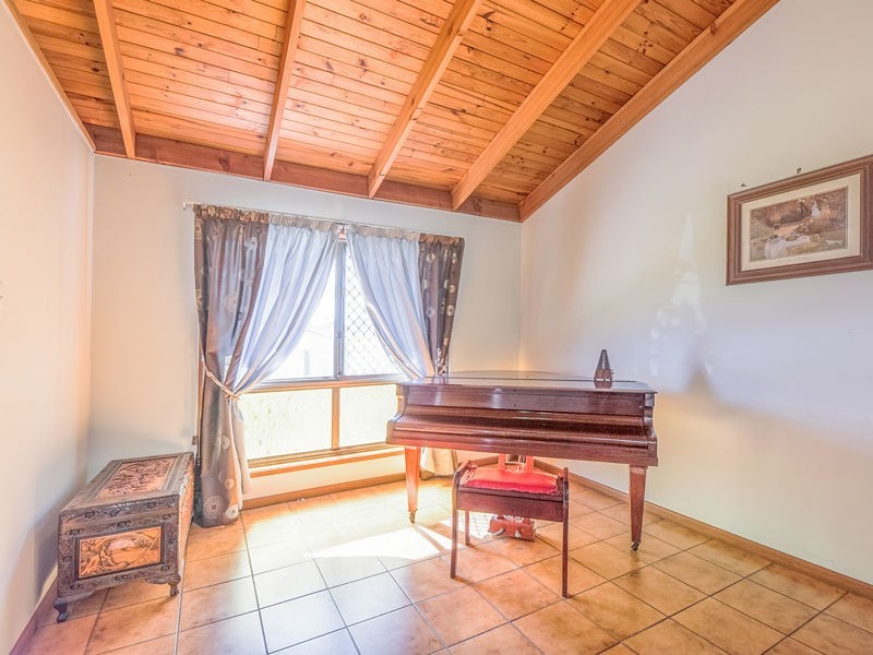 19 Peatmoss Street, Sunnybank Hills QLD 4109