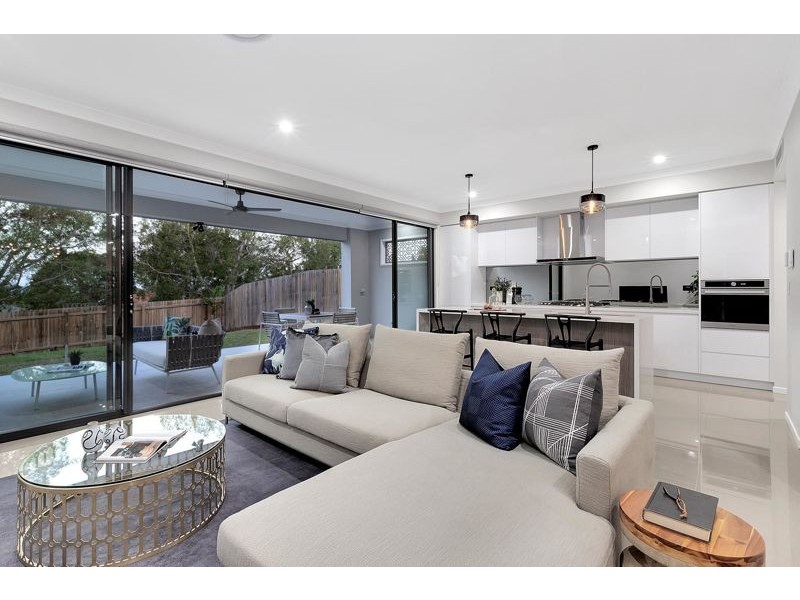 131 Lancaster Circuit, Stretton QLD 4116