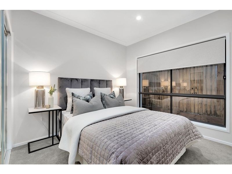 131 Lancaster Circuit, Stretton QLD 4116