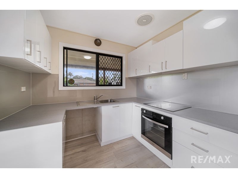 5 Ursula Cresent, Springwood QLD 4127