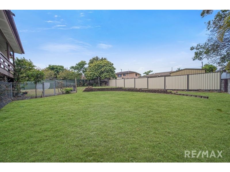 5 Ursula Cresent, Springwood QLD 4127