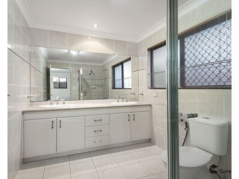 7 Breezeway Court, Kuraby QLD 4112